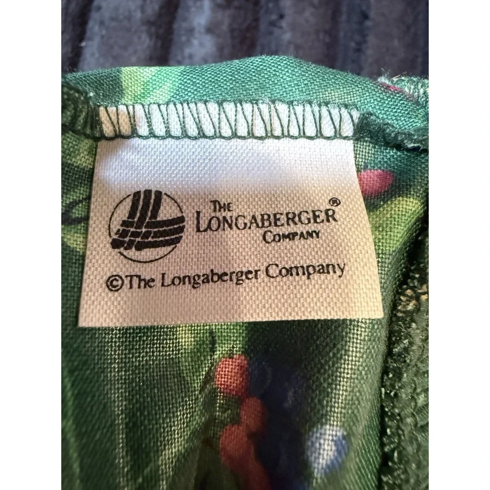 1989 VINTAGE LONGABERGER 6 X 4 X 3 HANGING WOODEN WEAVE BASKET, HANDLE And Liner
